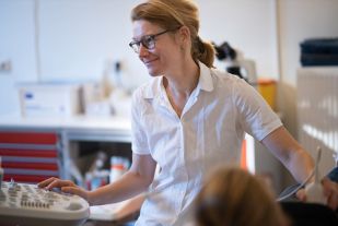 Fachärztinnen für Frauenheilkunde und Geburtshilfe, Frauenheilkunde, Betreuung in der Schwangerschaft, Mädchensprechstunde, Frau Dr. med. Christiane Pause, Frau Dr. med. Katharina Jochims, Ratzeburger Allee 4a, 23564 Lübeck